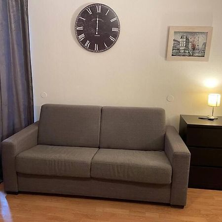 Studio Paris 14 Luaran gambar
