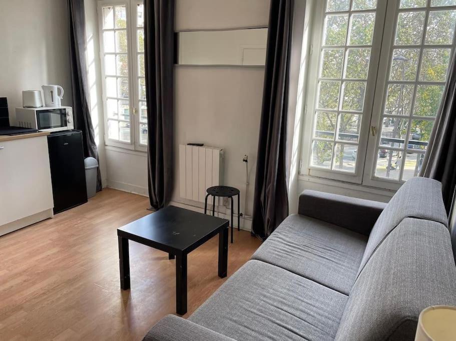 Studio Paris 14 Luaran gambar