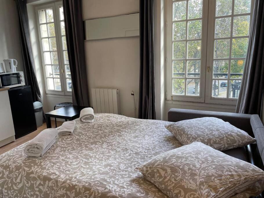 Studio Paris 14 Luaran gambar